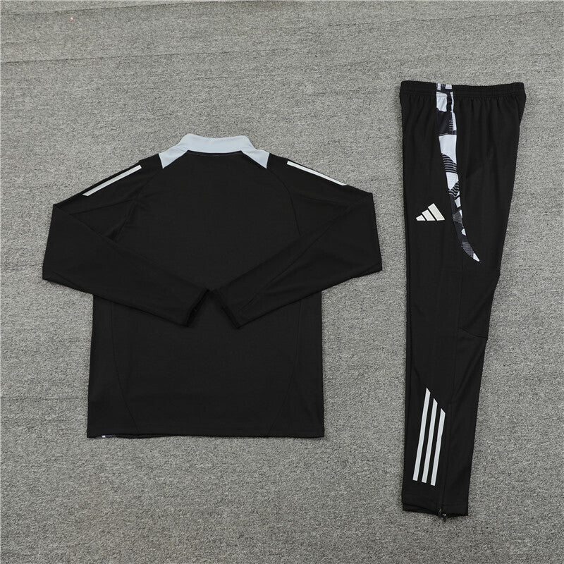 Manchester United Tracksuit-Black