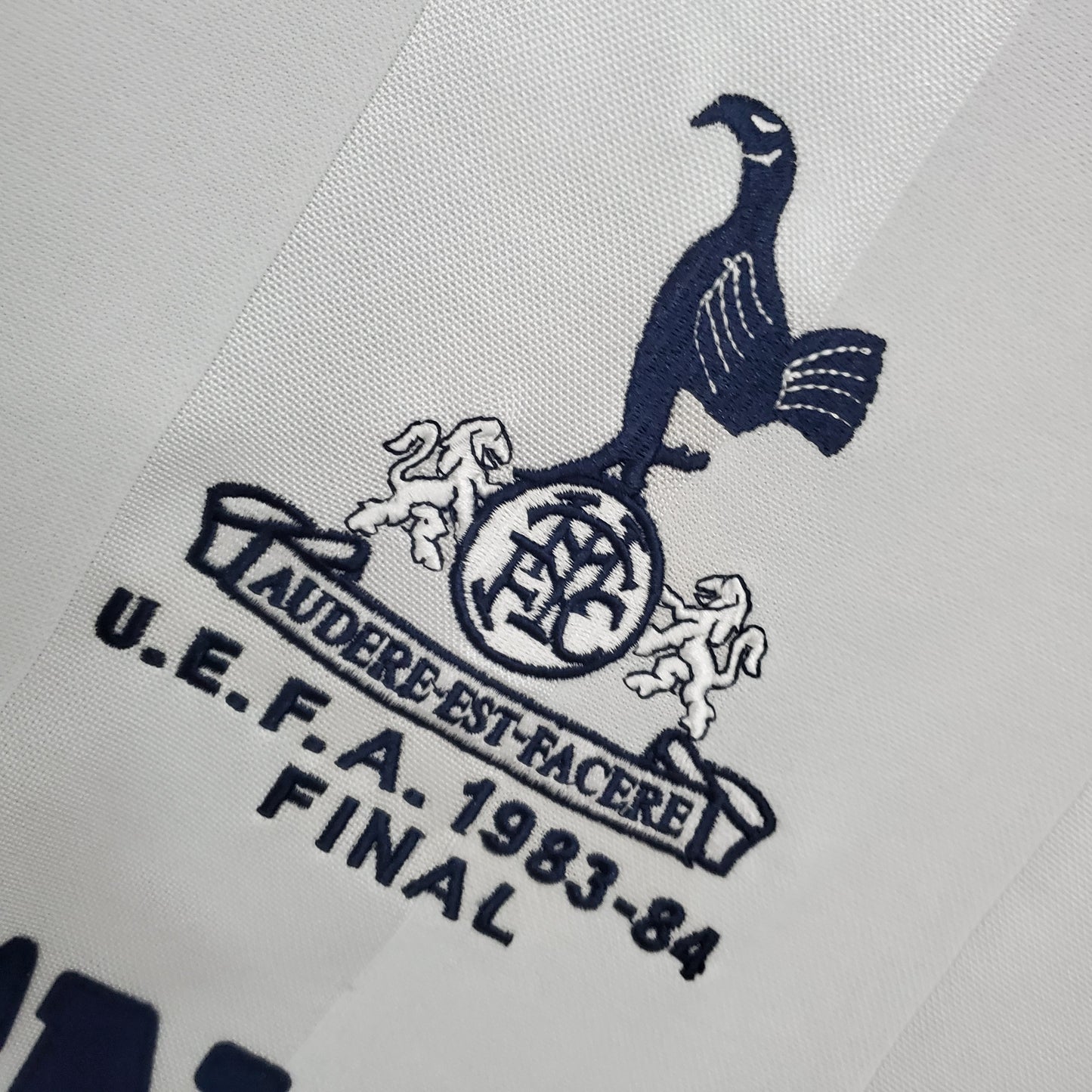 Retro 83/84 Tottenham home