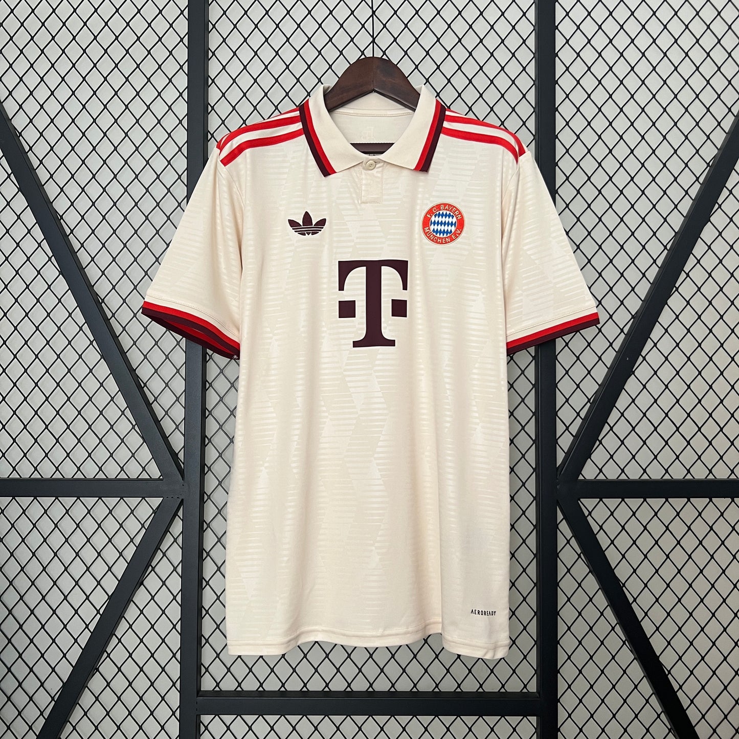 24/25 Bayern Munich third away