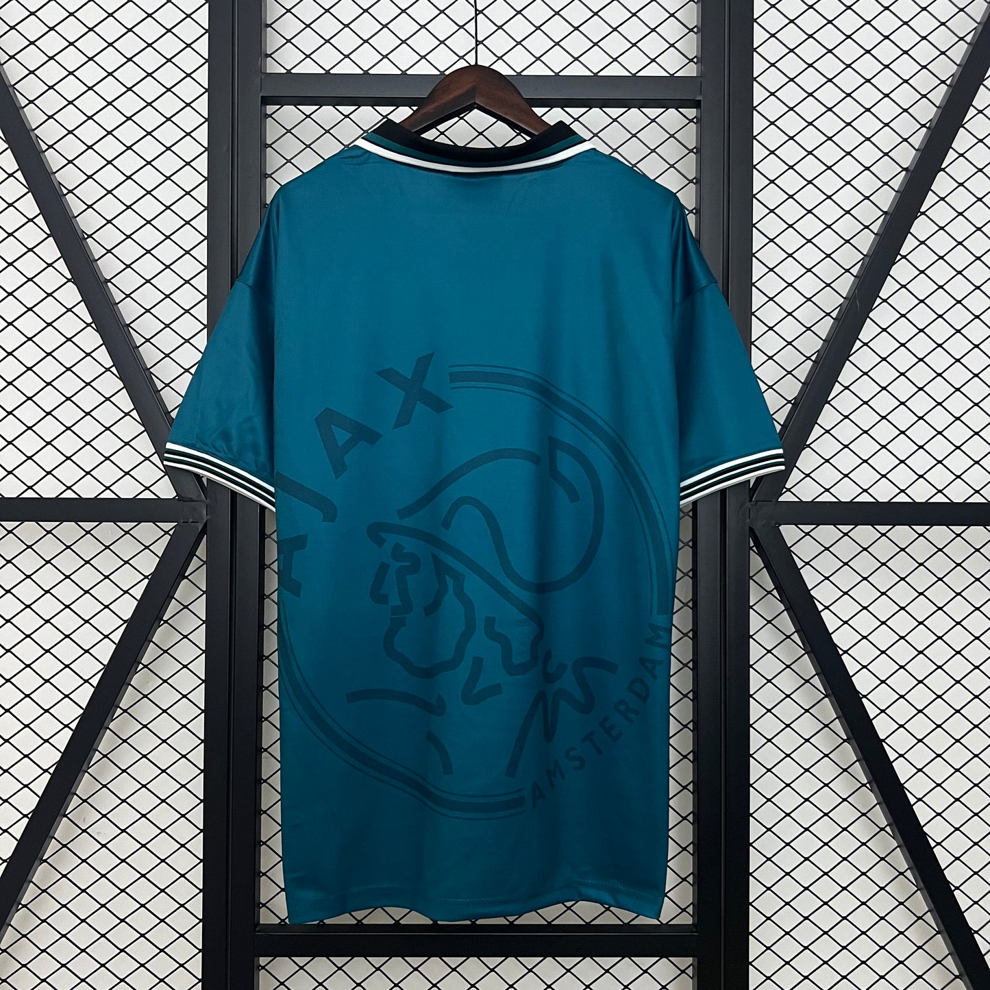 Retro Ajax 95/96 Away