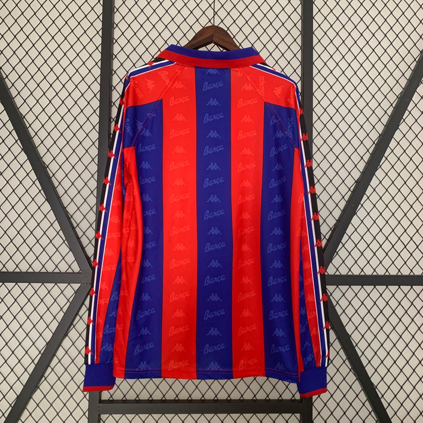 Retro long sleeve FCB 96/97 home