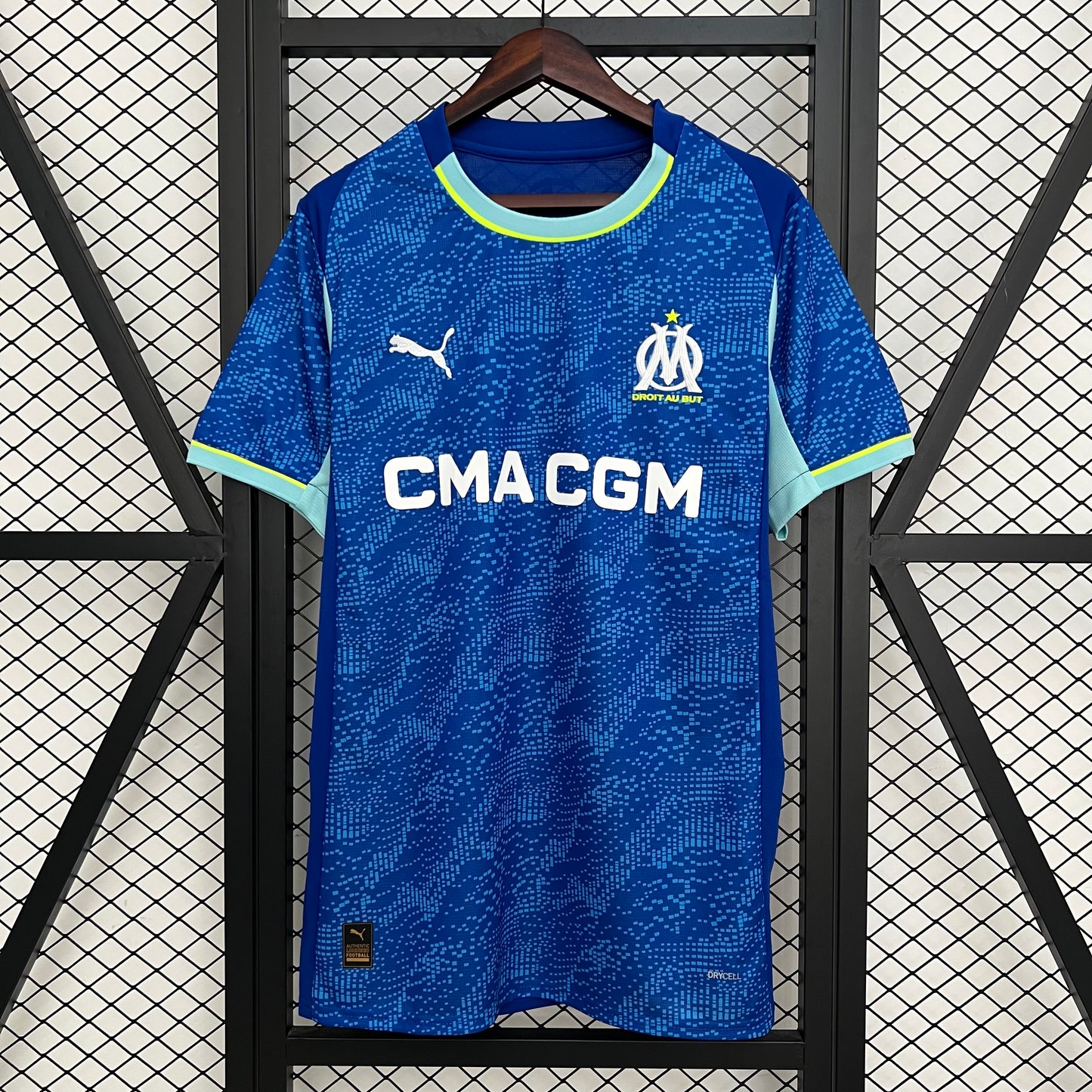25/26 Marseille third away