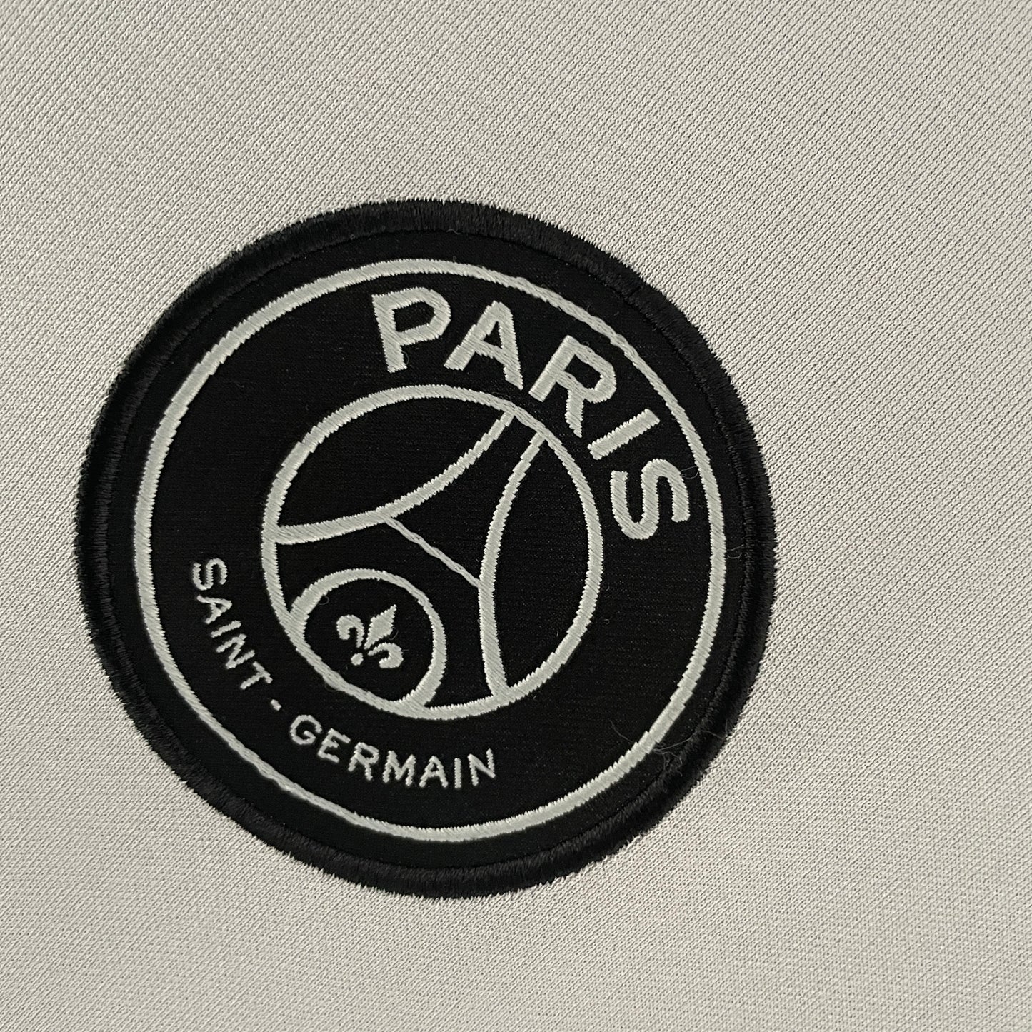 22/23 PSG away