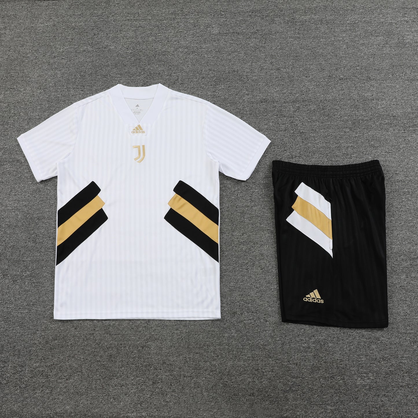 Juventus Shorts Set-White and Black