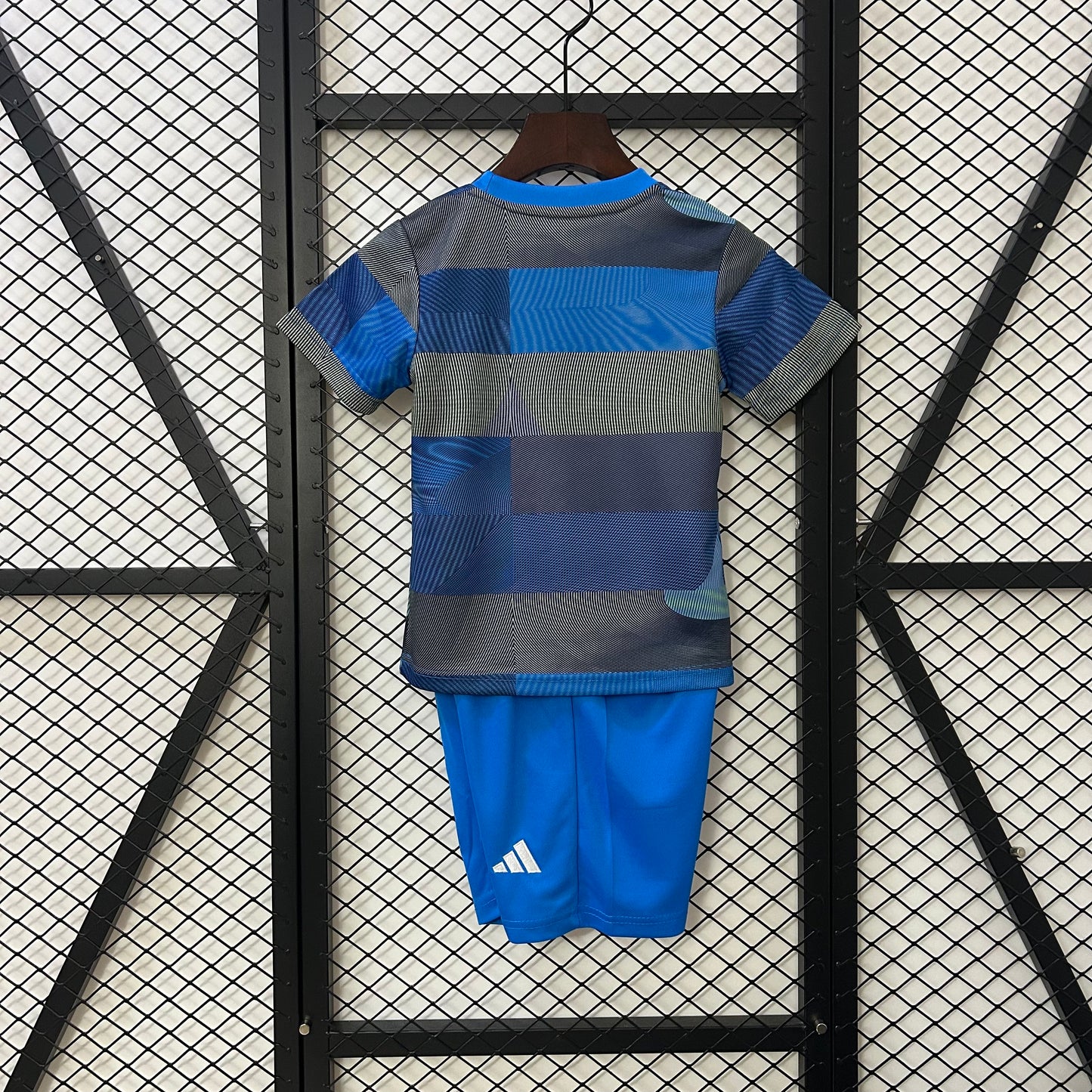 25/26 kids Real Madrid training uniform