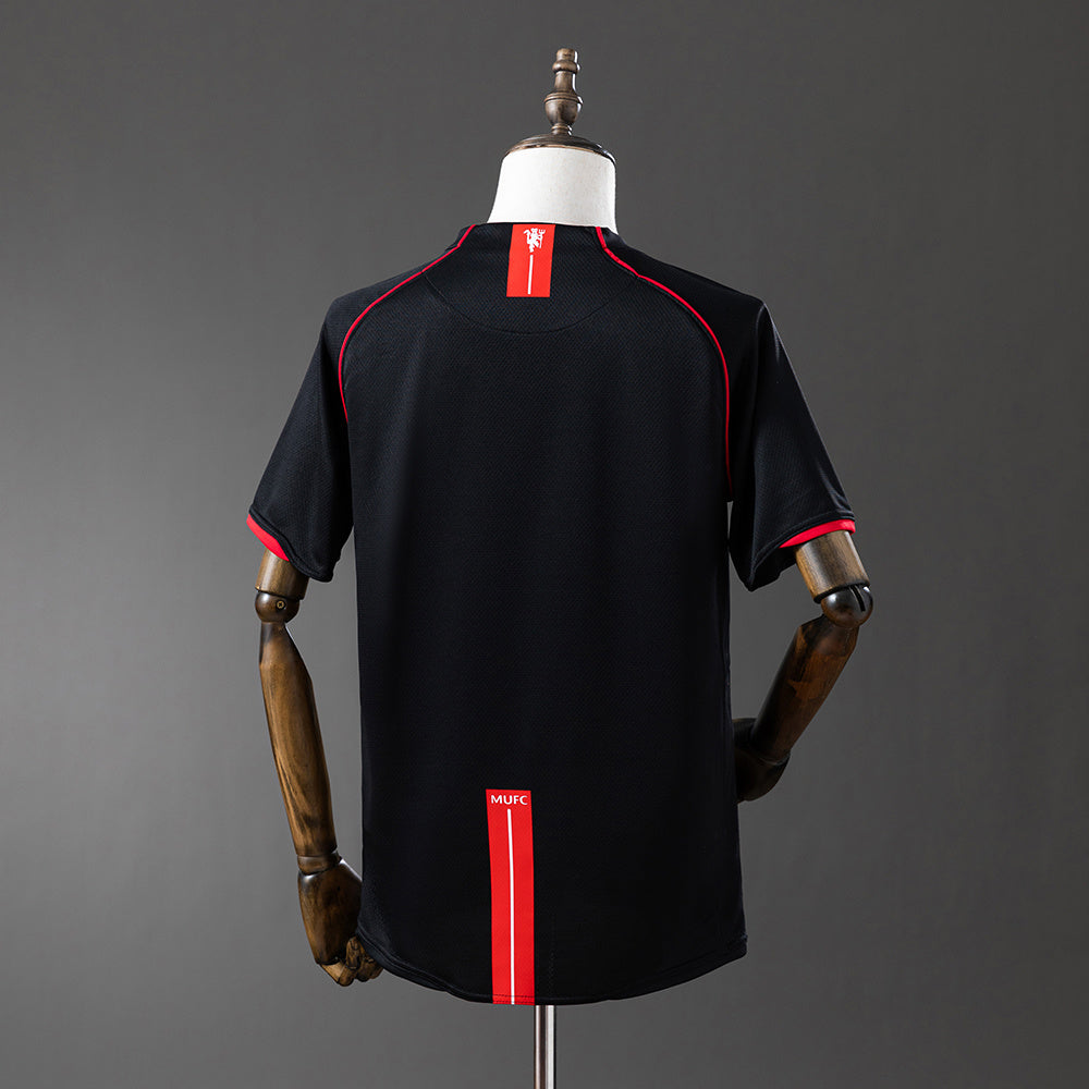 Retro Manchester United 07/08 Black Jersey