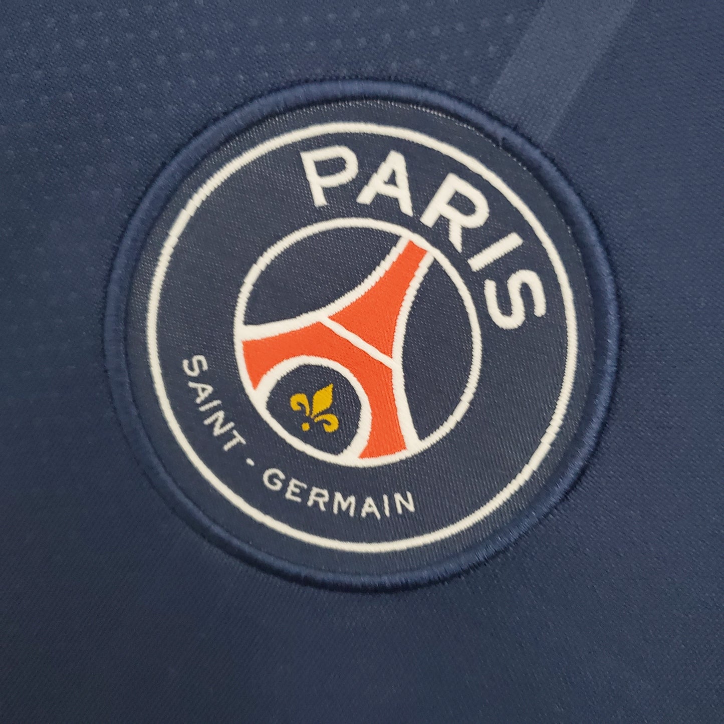 21/22 PSG home