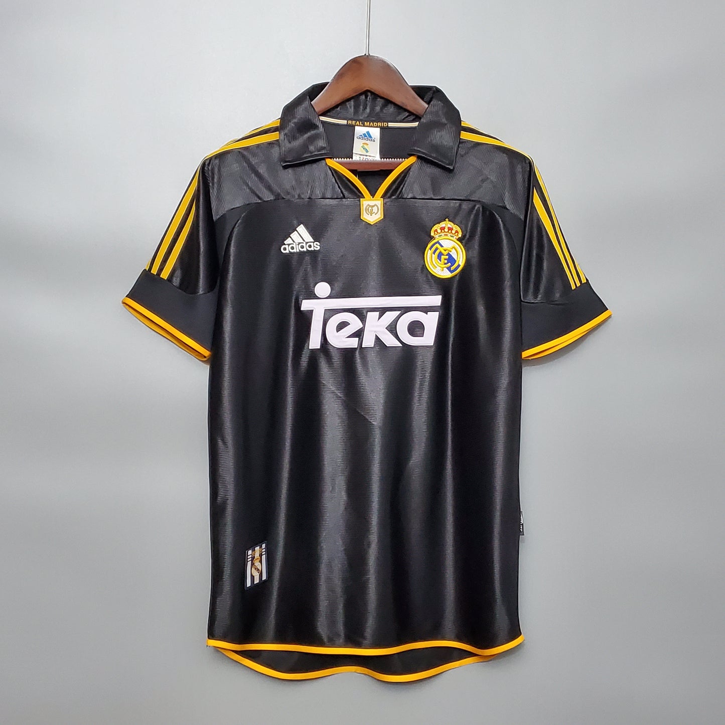 Retro Real Madrid 98/99 away