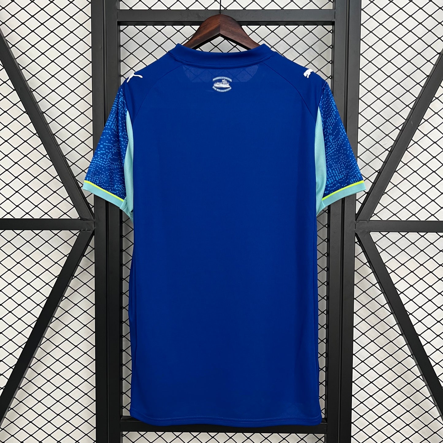 25/26 Marseille third away