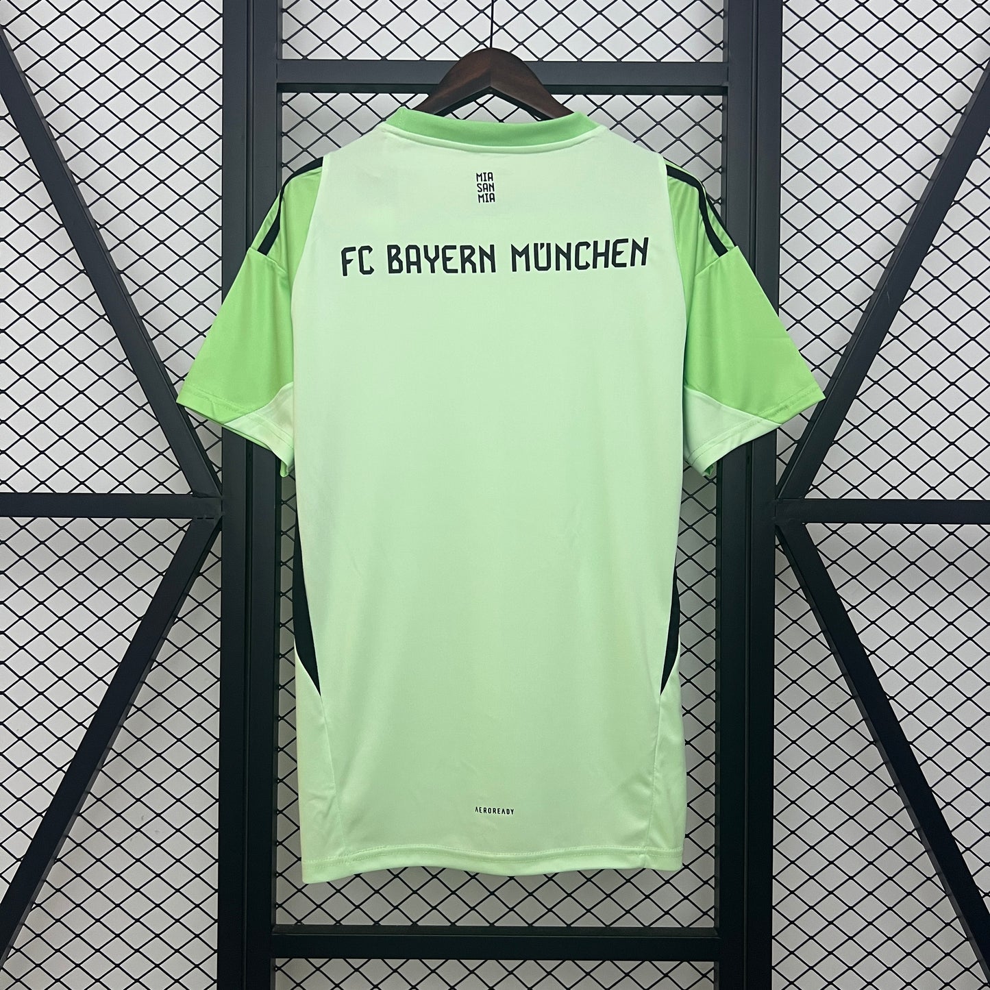 25/26 Bayern Munich Goalkeeper