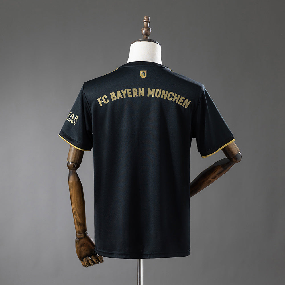 Bayern Munich 21/22 Away Retro Jersey