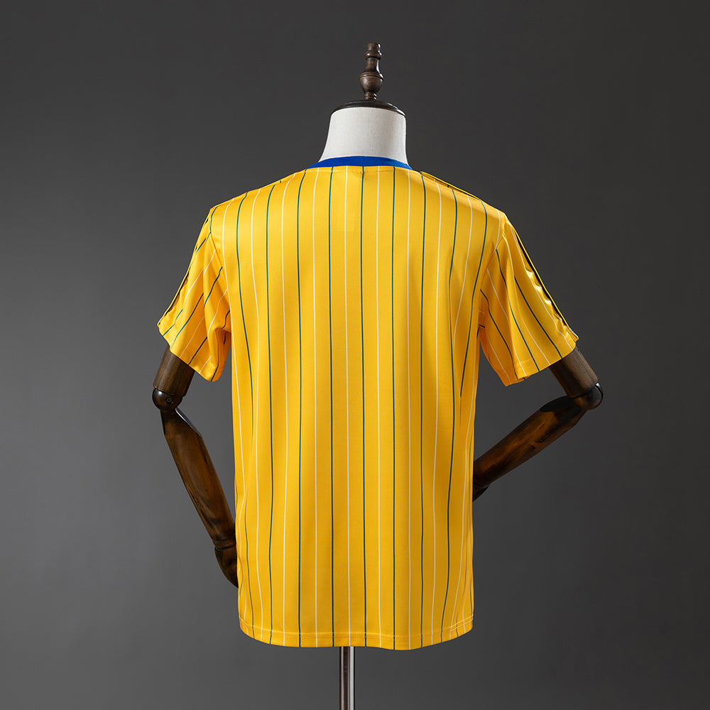 Leeds United 25/26 Retro Special Edition