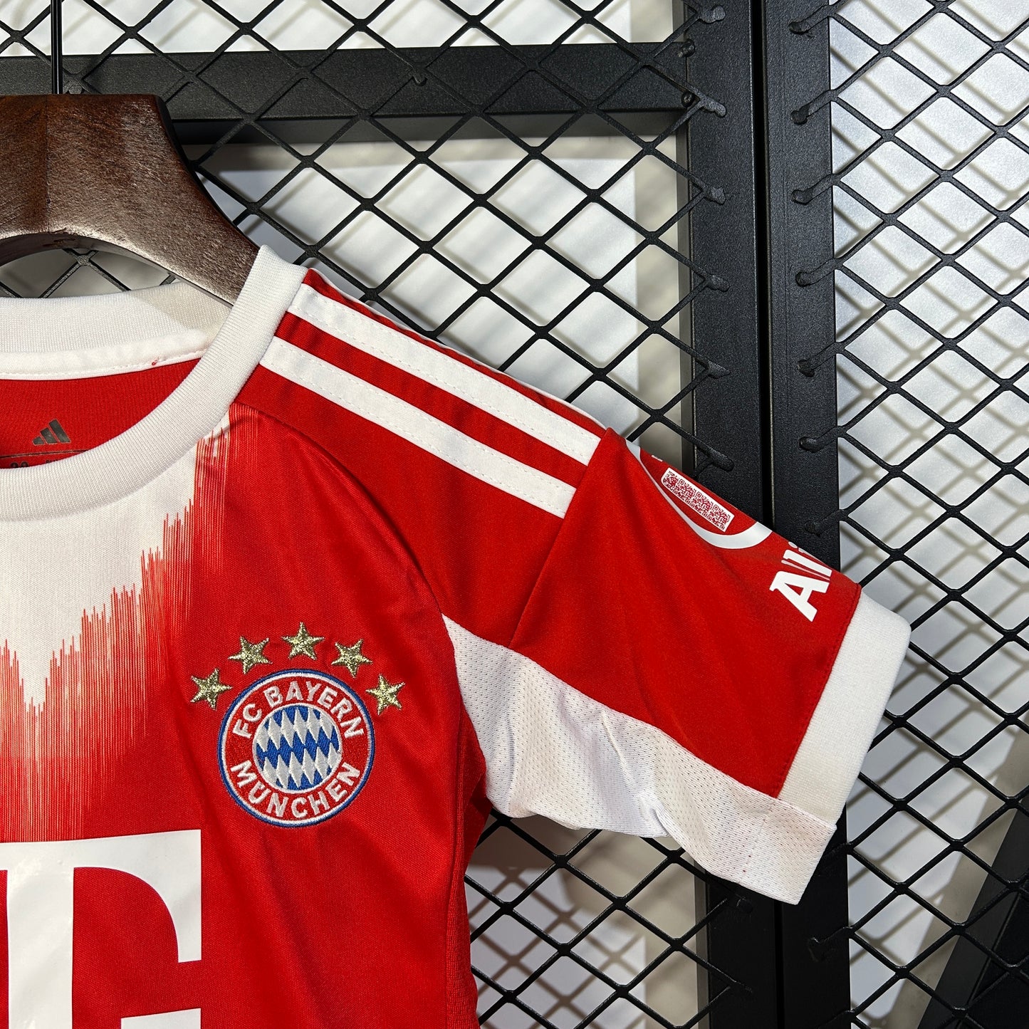 25/26 kids Bayern Munich home