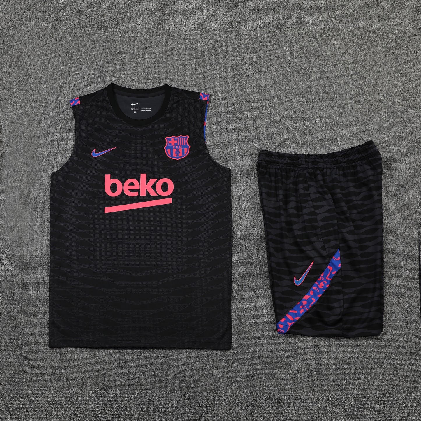 Barcelona Vest Set-Black