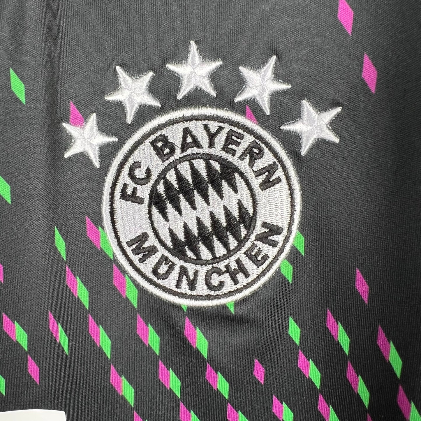 23/24 Bayern Munich Away