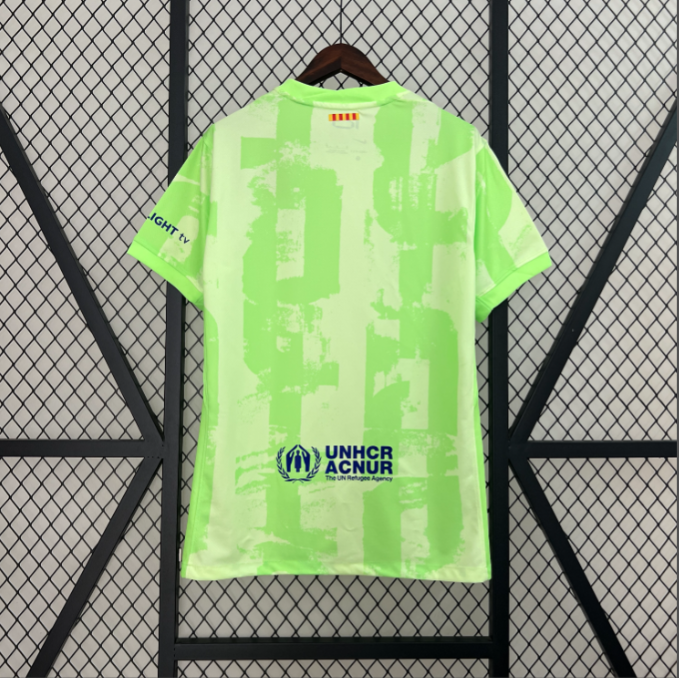 24/25 FCB Third Away