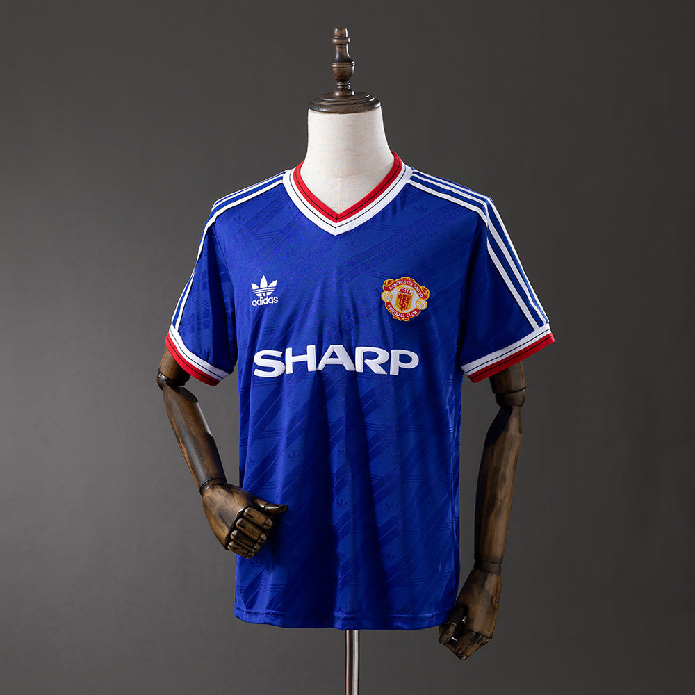Retro 86/88 M-U third away