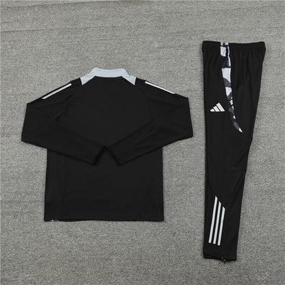 Manchester United Tracksuit-Black