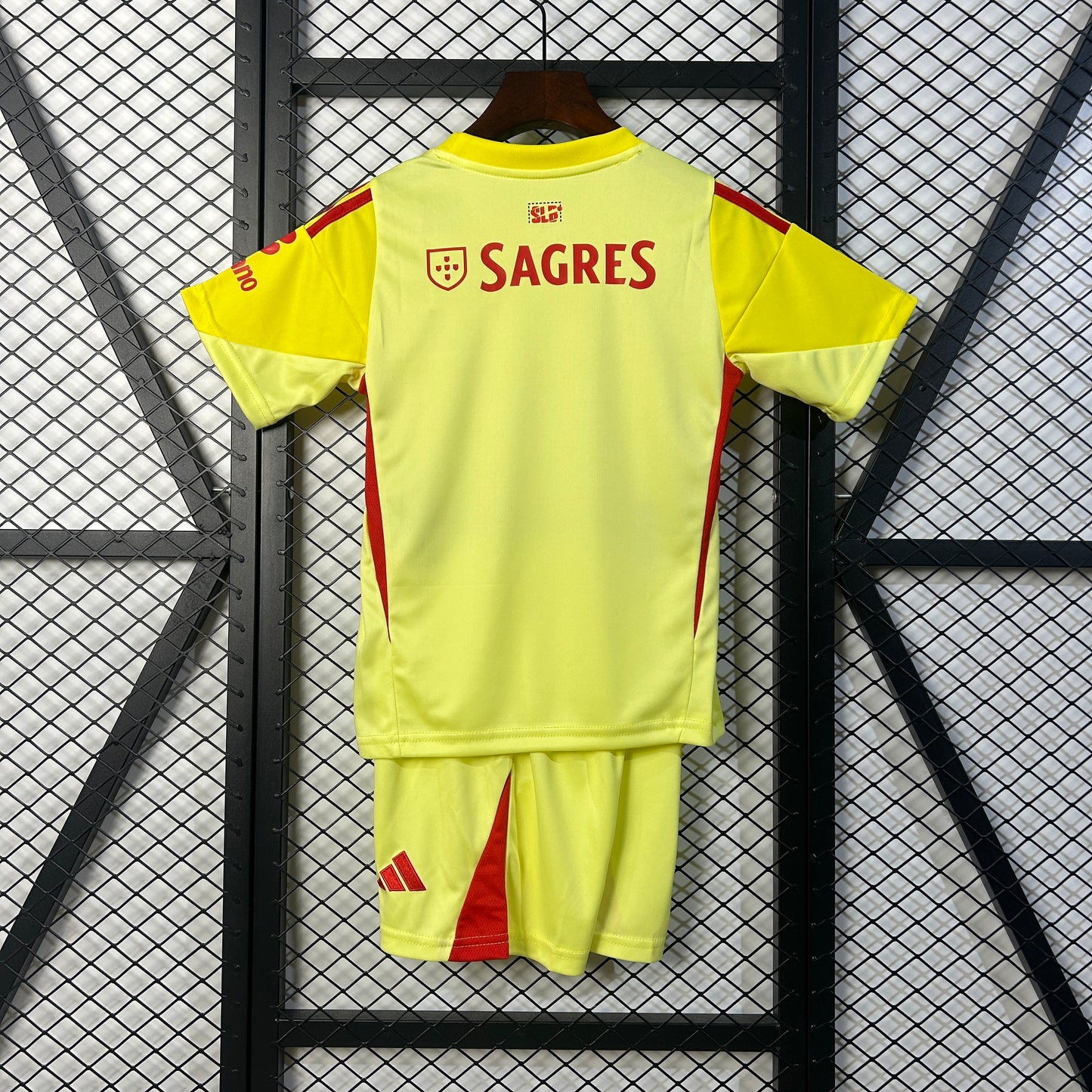 25/26 Kids Benfica goalkeeper
