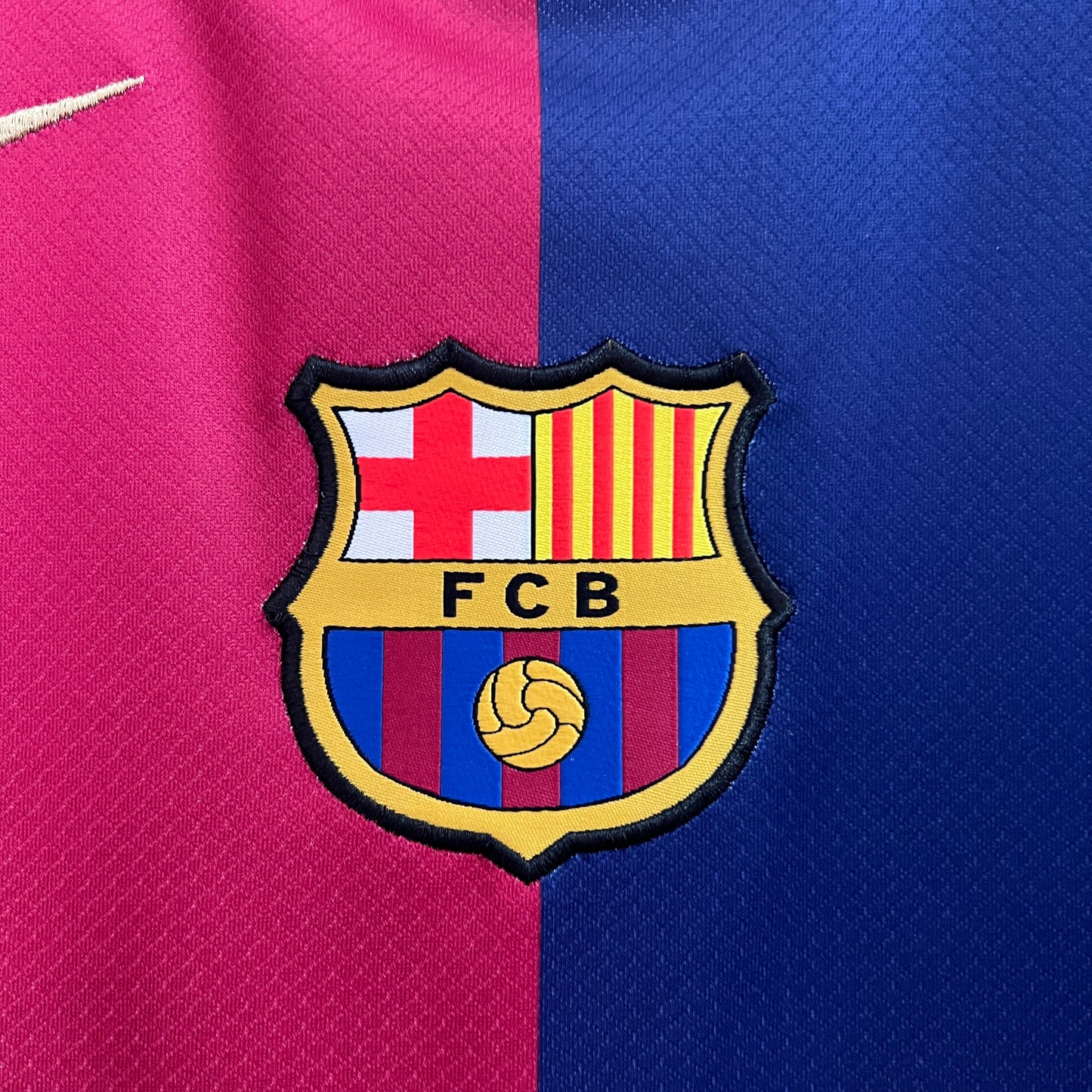 24/25 FCB Third Away