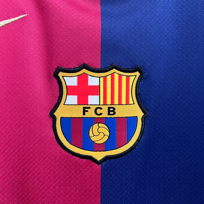 24/25 FCB Third Away