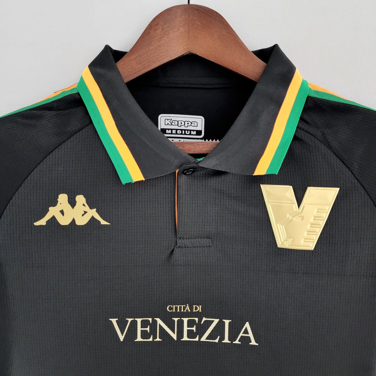 22/23 Venezia home