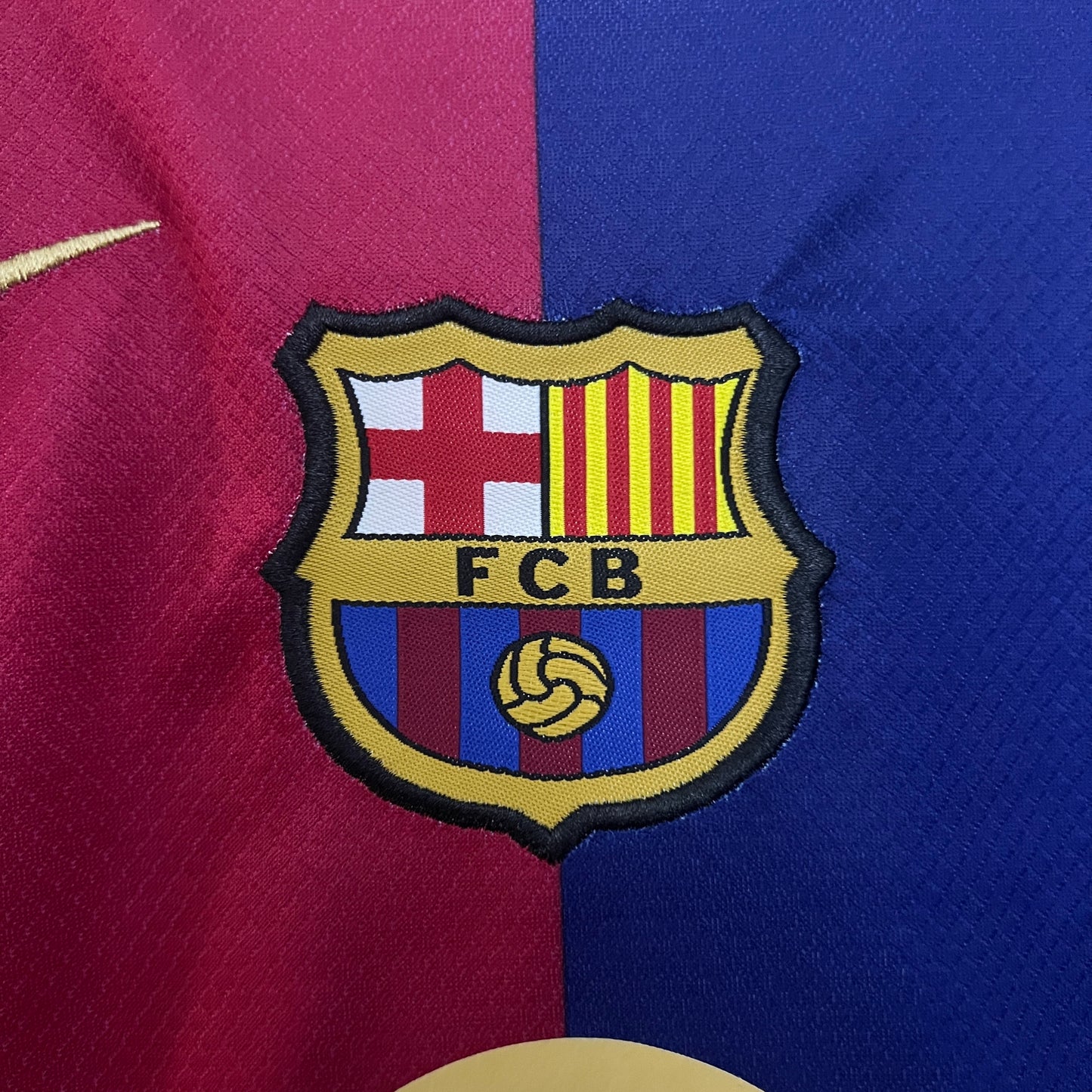 24/25 kids FCB home
