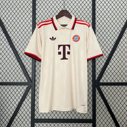 24/25 Bayern Munich third away