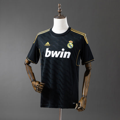 Retro Real Madrid 11/12 Away