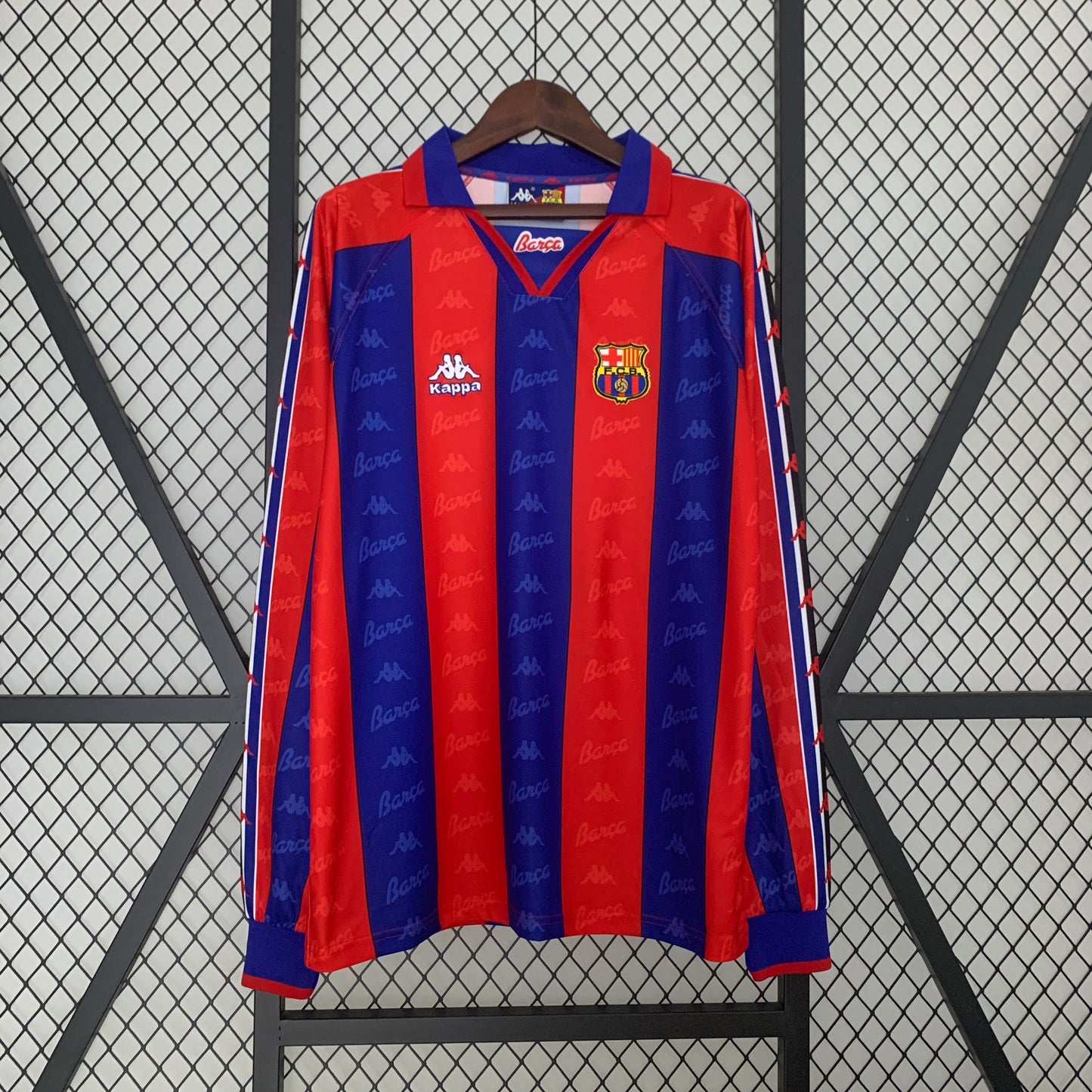 Retro long sleeve FCB 96/97 home