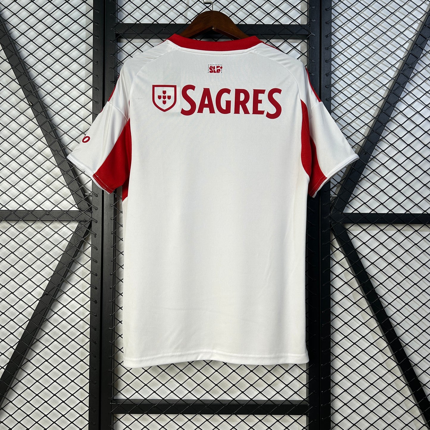 25/26 Benfica Third away