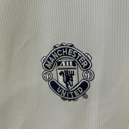 Retro Manchester United 00/01 away