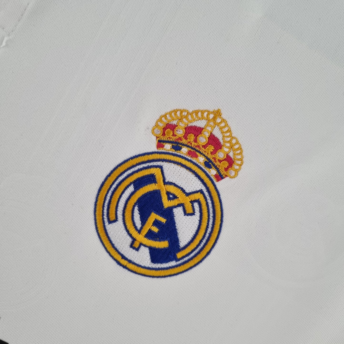 22 / 23 Real Madrid home