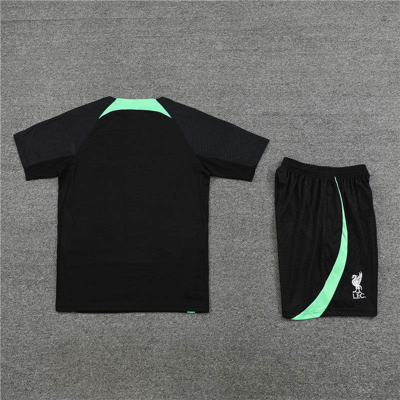 Liverpool Shorts Set