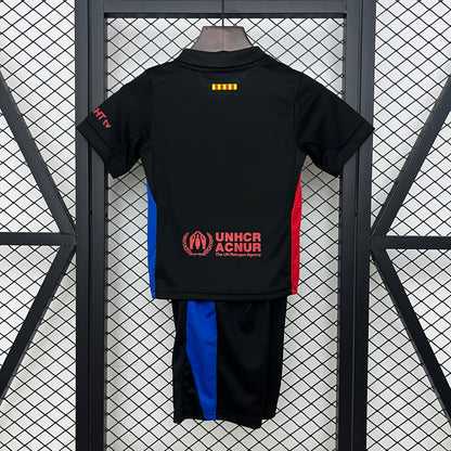 25/26 kids FCB away