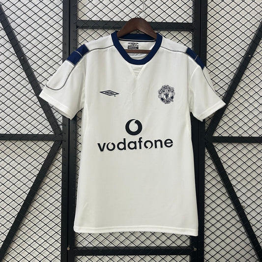 Retro Manchester United 00/01 away