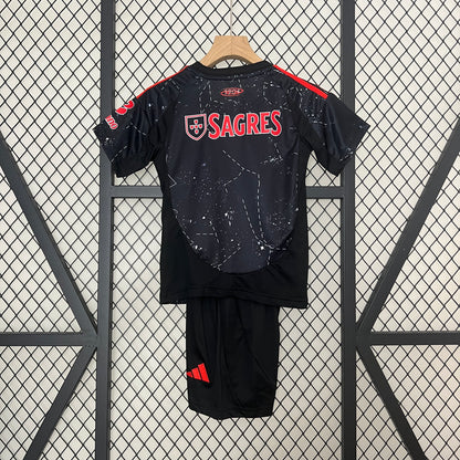 24/25 Kids Benfica away