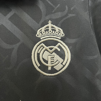 24/25 kids Real Madrid third away game
