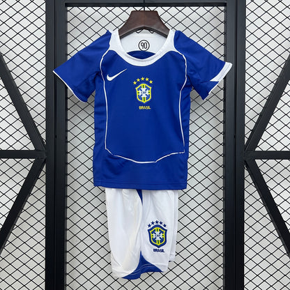 kids Brazil 2004 away