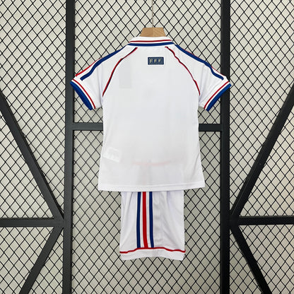 kids France 1998 away