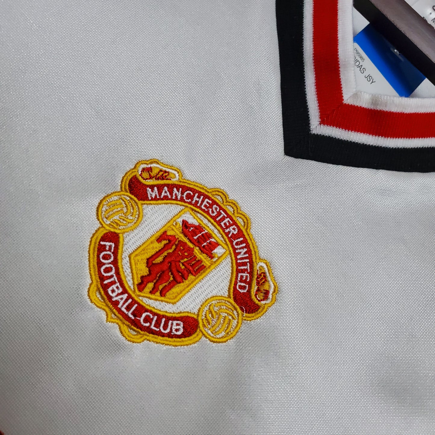 Retro 1985 Manchester United white