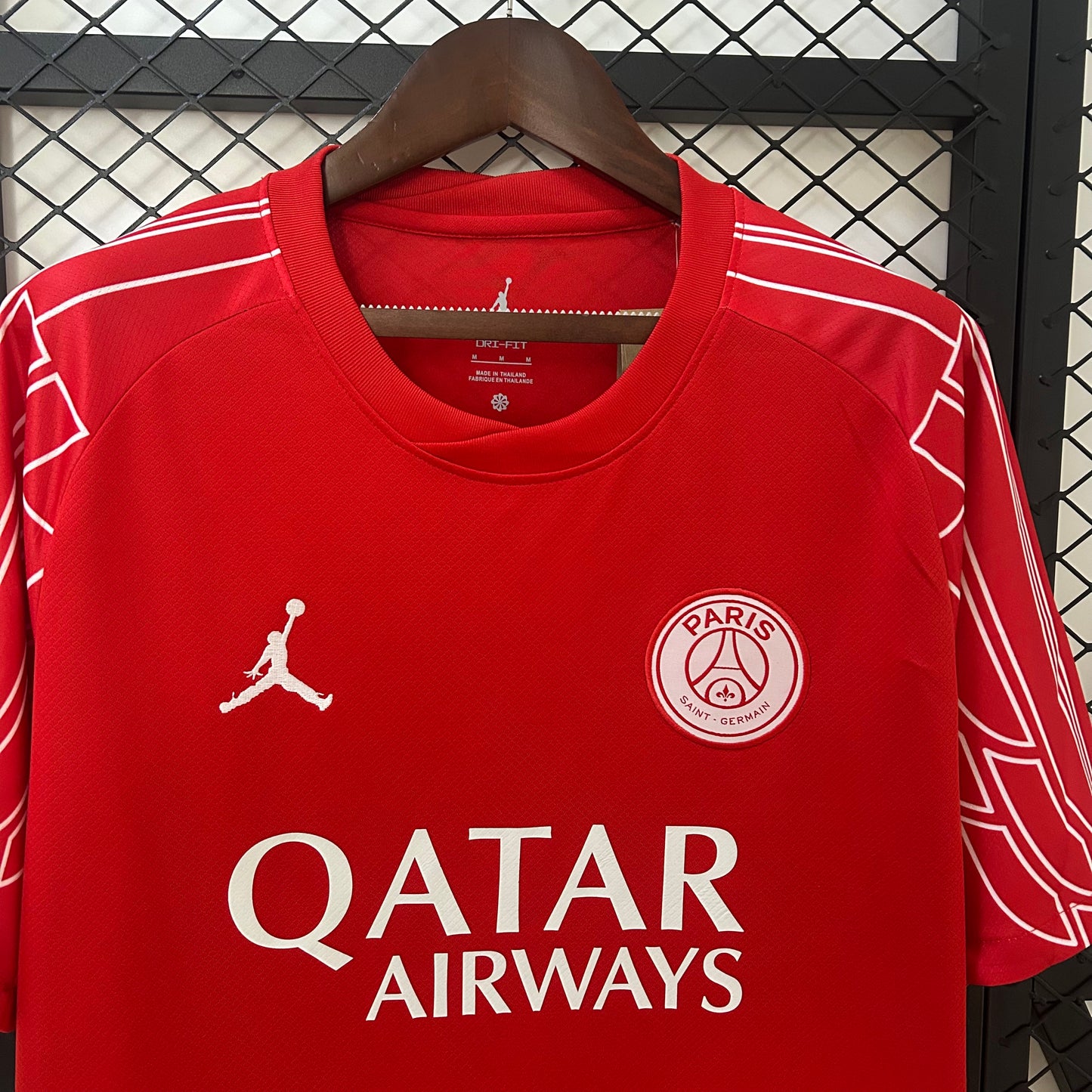 24/25 PSG fourth away