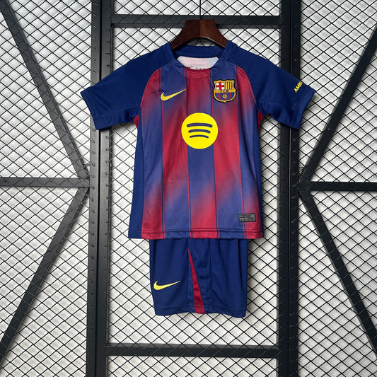 25/26 kids FCB home
