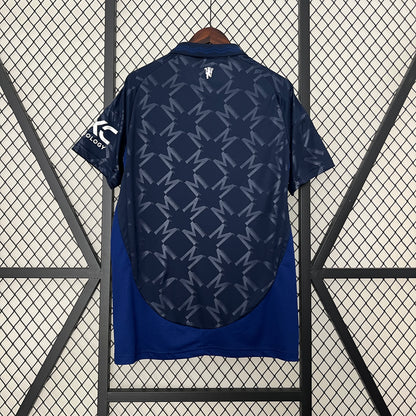 24/25 Manchester United away