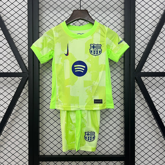 24/25 kids FCB third away