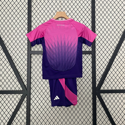 2024 kids Germany away