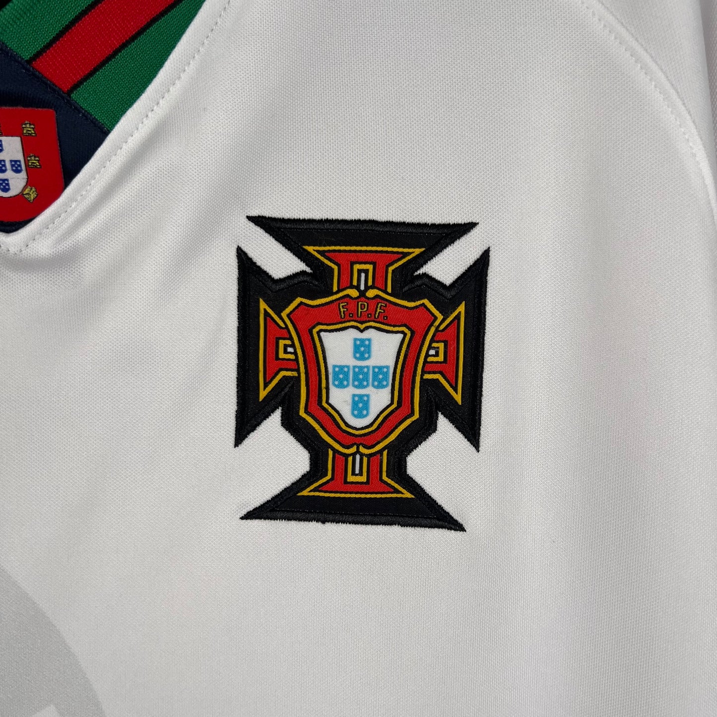 Retro Portugal 96/97 away