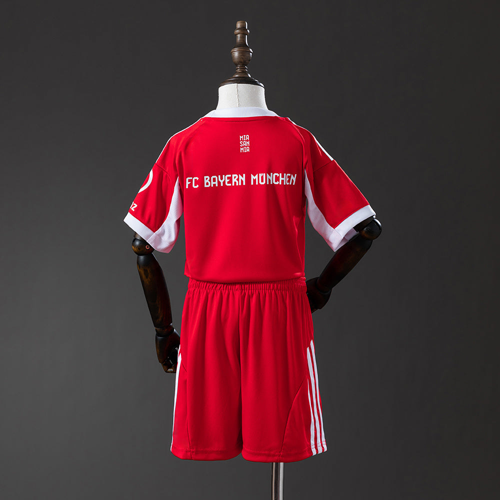 25/26 kids Bayern Munich home