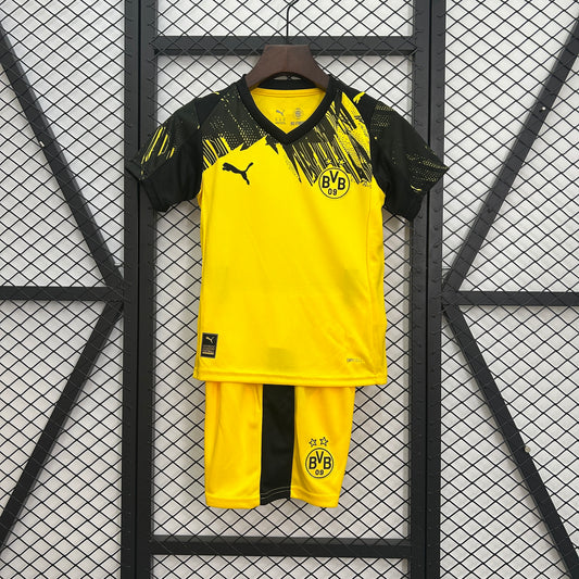25/26 kids Dortmund home