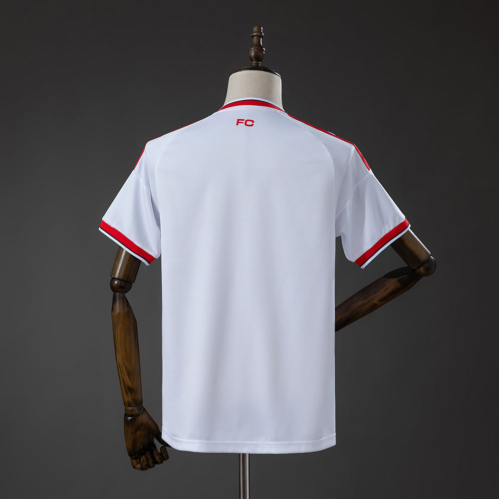 Köln 26/27 Home